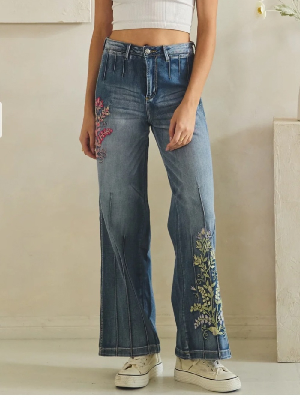 🎉 OLI & HALI “Big Sky“ OLI and HALI DARTED PANTS WITH FLORAL EMBROIDERY 61A - Picture 3 of 9